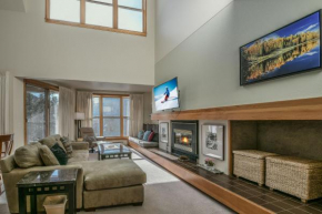 Quicksilver 1677 by SummitCove Lodging
